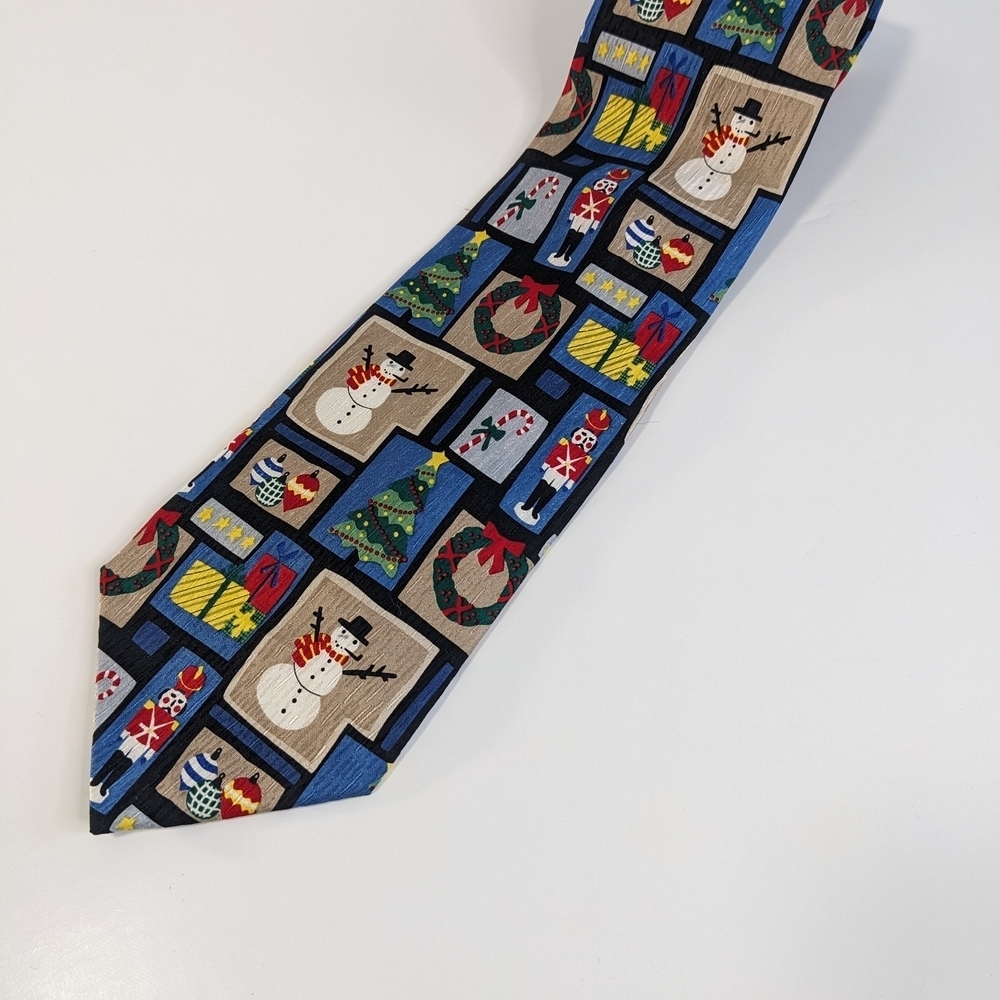 Festive Snowman and Gift Pattern Tie 100% Silk Holiday Festive Fun